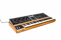 Moog One Polyphonic Synthesizer 8 Voice 무그 신디사이저 수입정품