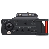 TASCAM DR-70D 타스캠 필드 레코더 / 4 XLR 스테레오 마이크 카메라용 오디오 레코더